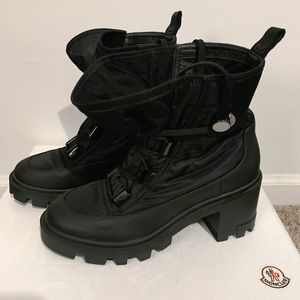 Moncler black Cheryne Lug Sole rain booties - 37.5/7.5 (like new)